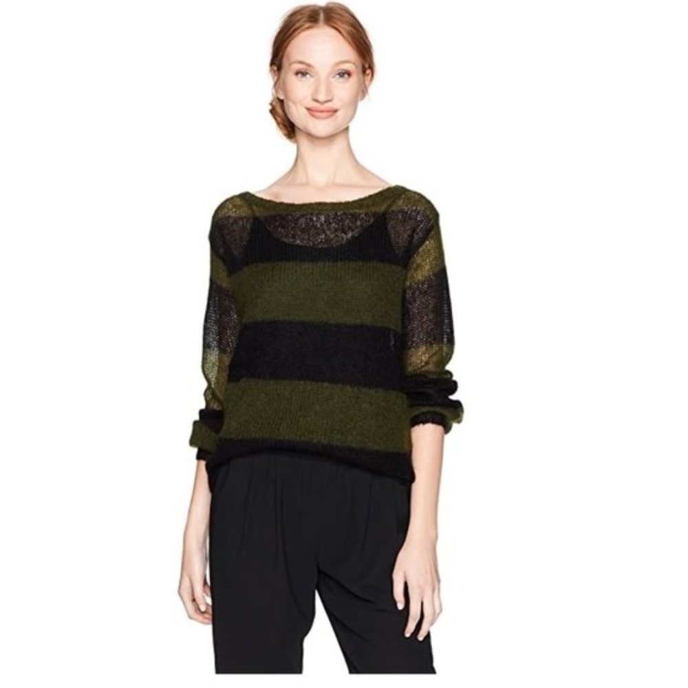 Pam & Gela Women's Wavy Stripe Sweater